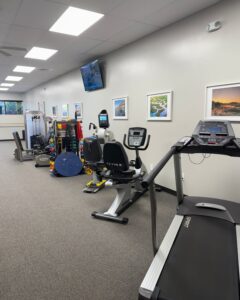 Open rehab space at Carolina PT Johns Island for vestibular rehabilitation, balance programs, and kinesio taping.